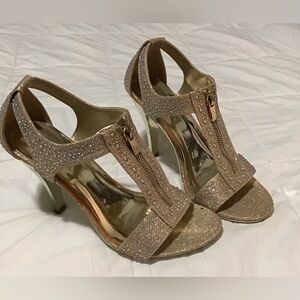 Silver Slipper Glittering Gold Heels Size 8